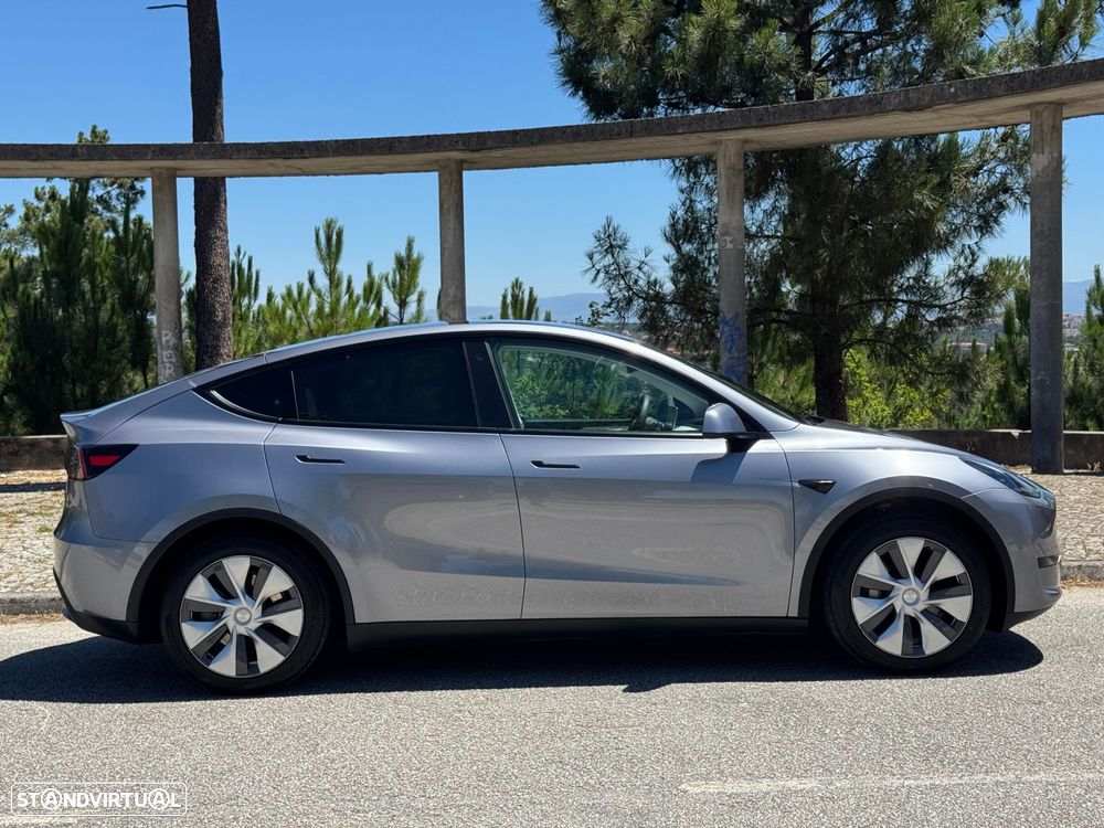 Tesla Model Y Long Range Tração Traseira - 3