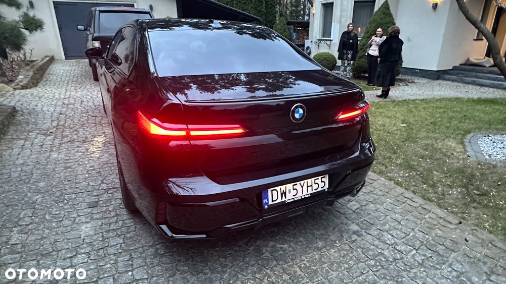 BMW Seria 7 - 25