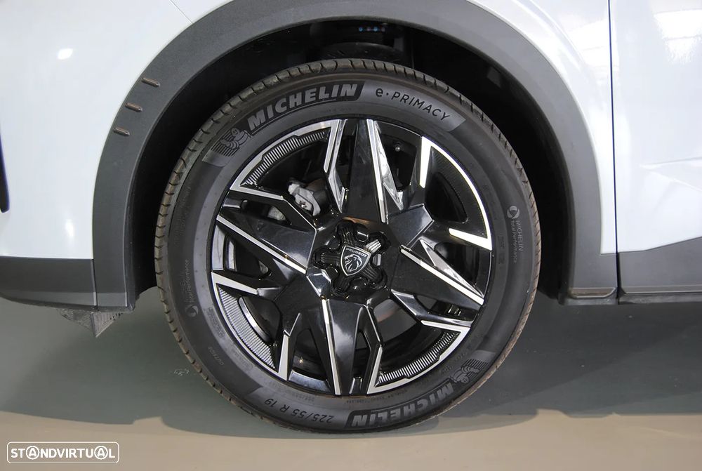 Peugeot 3008 1.2 Hybrid Allure e-DCS6 - 10