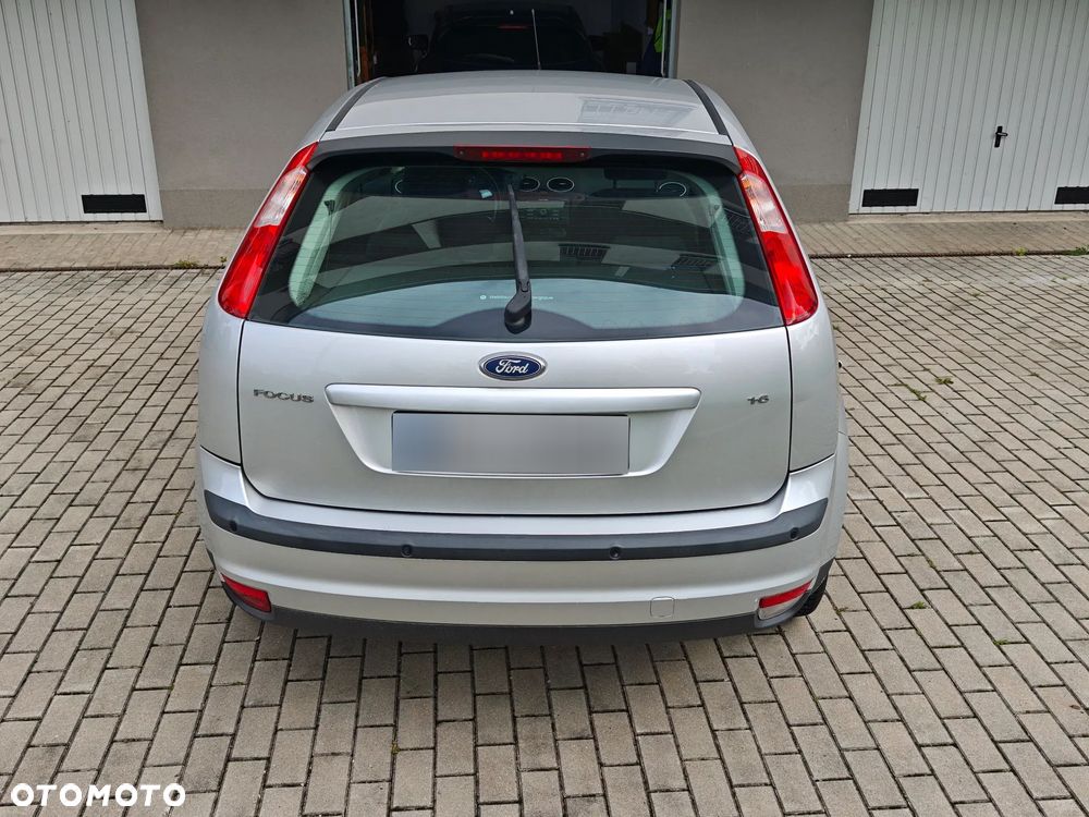 Ford Focus - 8