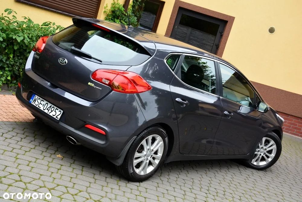 Kia Ceed 1.6 GDI XL - 21