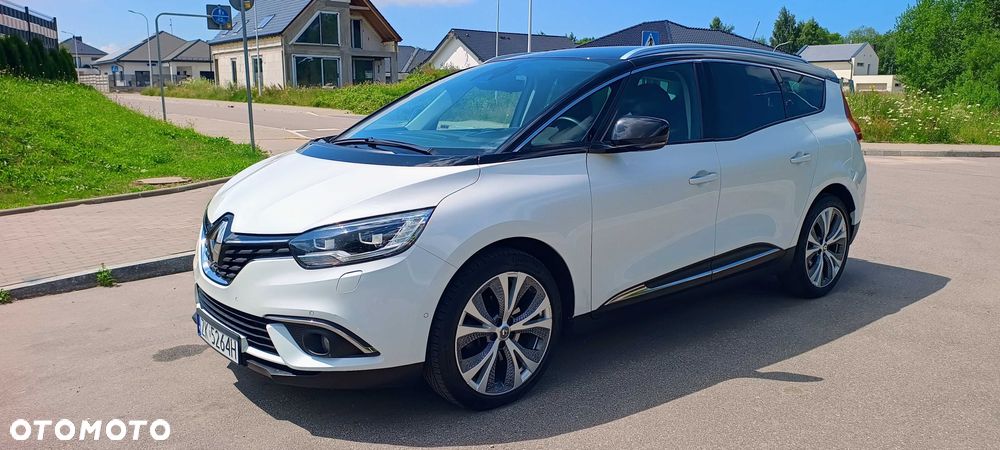 Renault Grand Scenic - 1