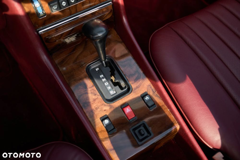 Mercedes-Benz SL - 28