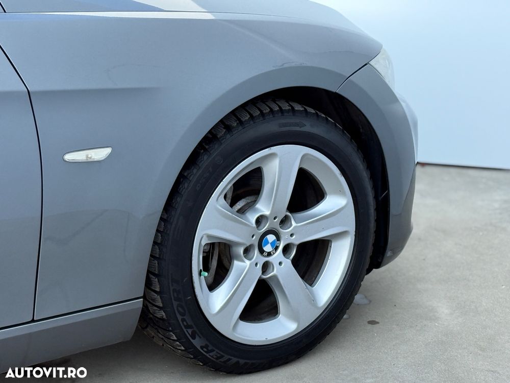 BMW Seria 3 330d xDrive DPF Aut. - 20