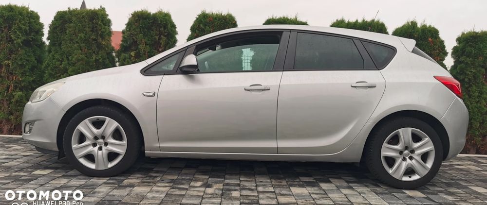 Opel Astra 1.4 Turbo Design Edition - 16