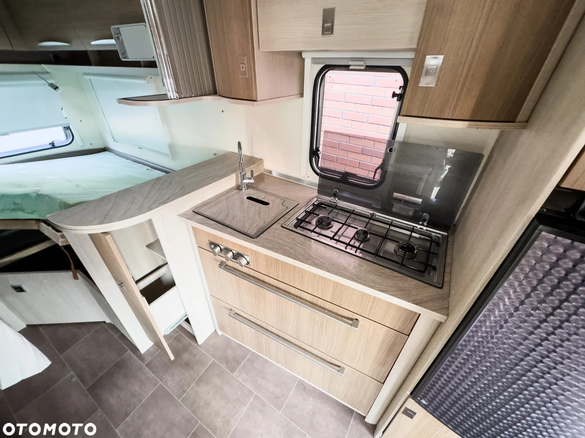 Burstner AVERSO 465 TSF - 9