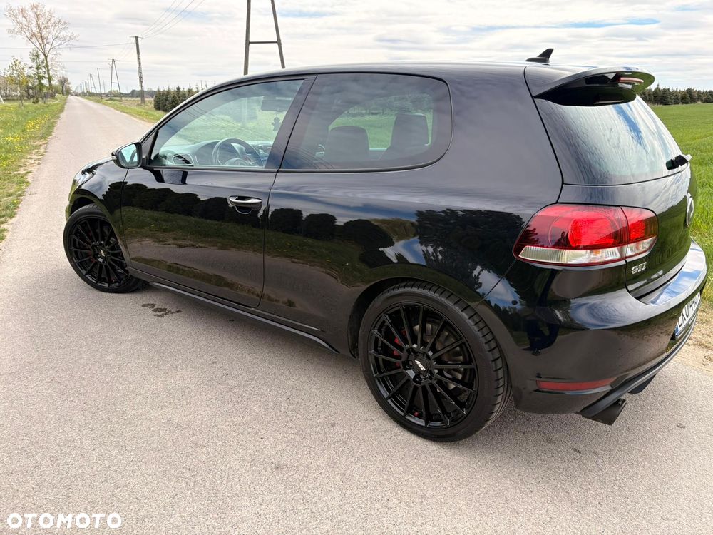 Volkswagen Golf 2.0 GTI DSG - 2