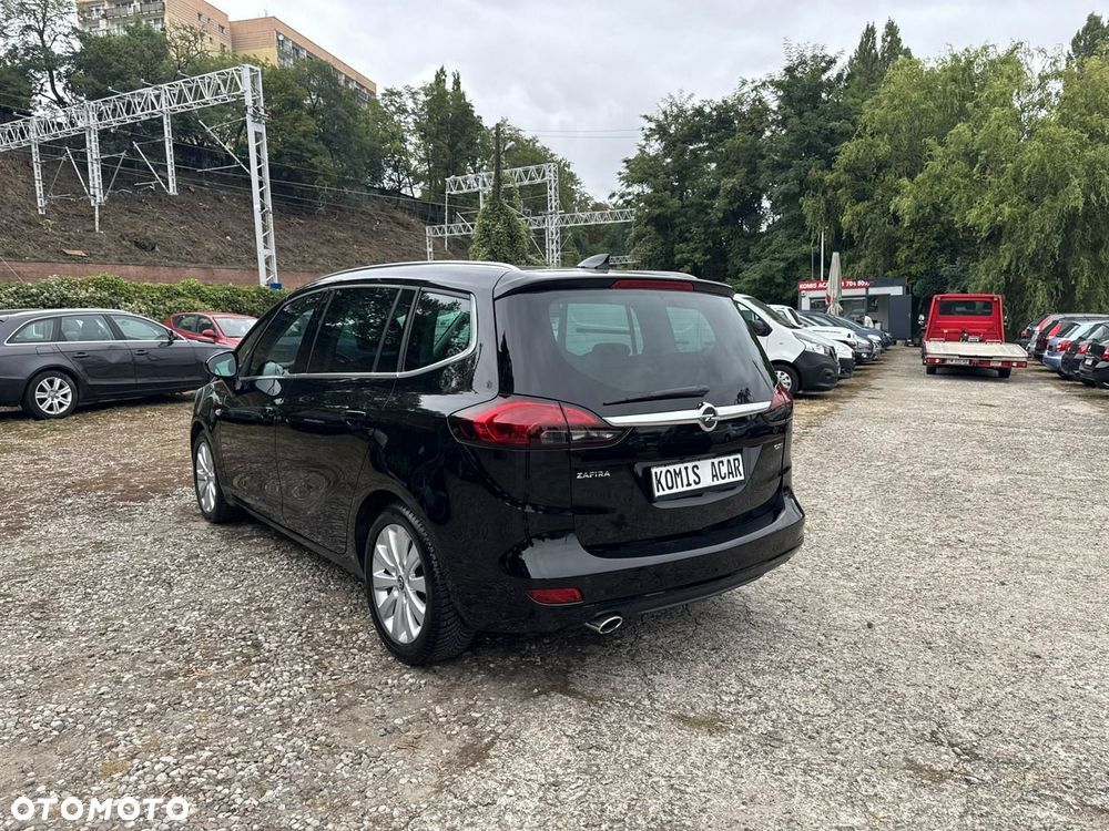 Opel Zafira - 4