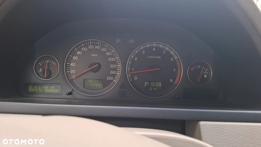 Volvo XC 90 - 13