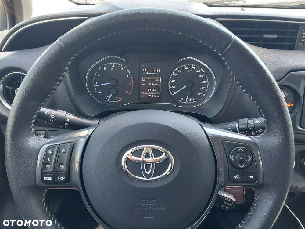 Toyota Yaris 1.5 20th Anniversary - 22