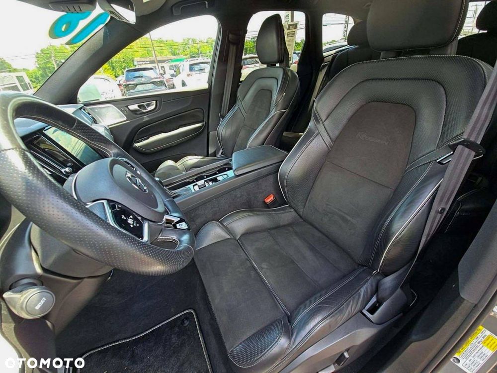 Volvo XC 60 T6 AWD R-Design - 8