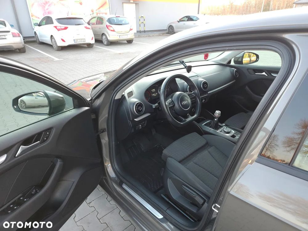 Audi A3 Sportback 1.6 TDI sport - 14
