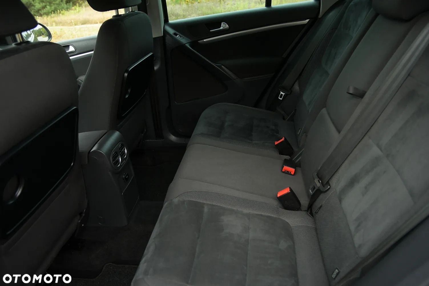 Volkswagen Tiguan - 25