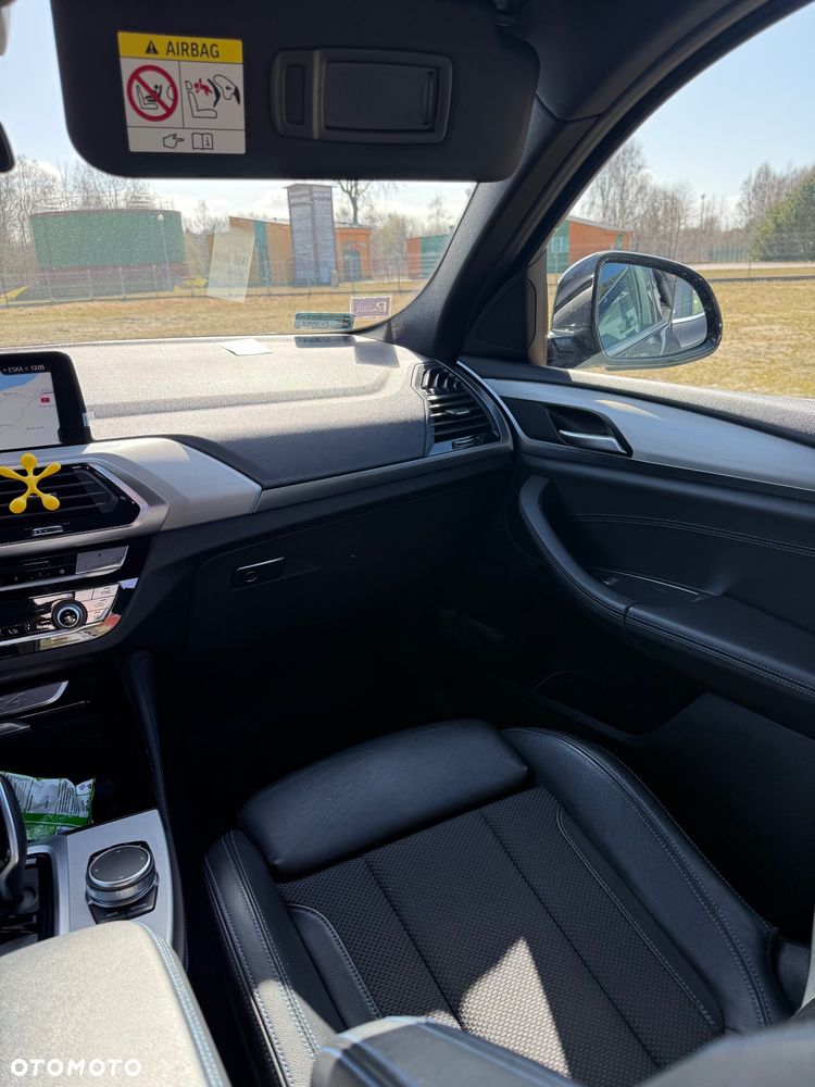 BMW X4 xDrive20d - 11