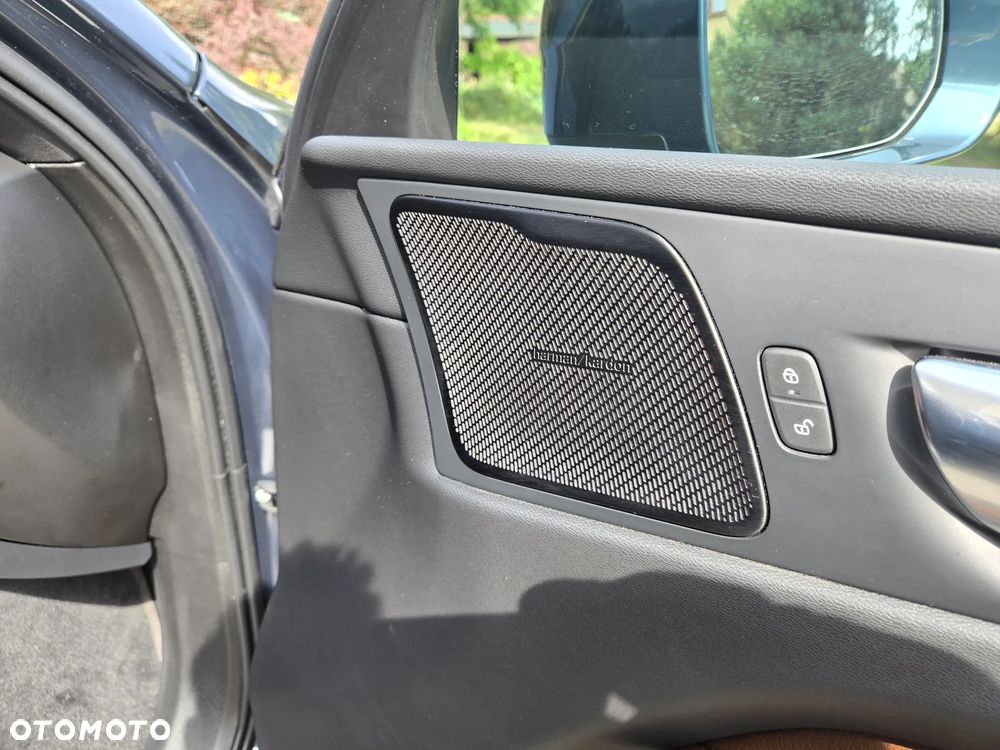 Volvo XC 60 B5 B AWD Geartronic Momentum Pro - 17