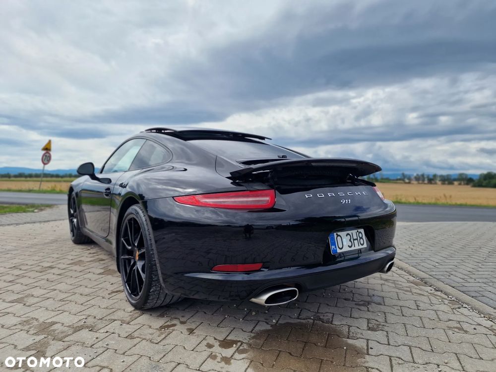 Porsche 911 Carrera Black Edition PDK - 16