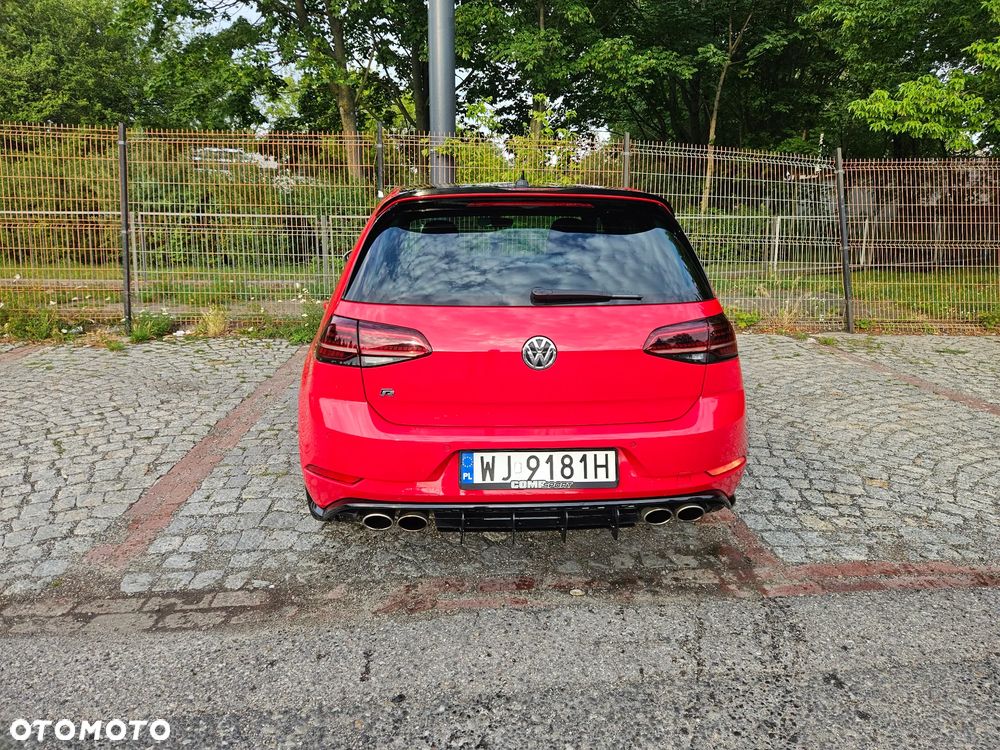 Volkswagen Golf - 9