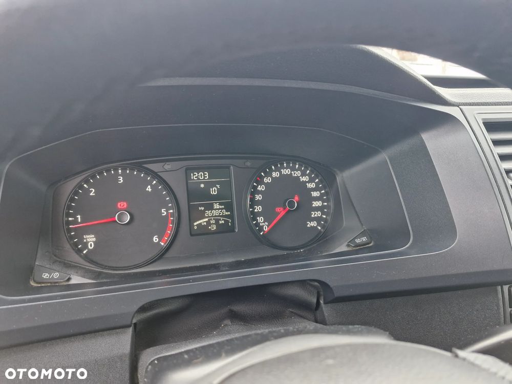 Volkswagen Transporter L2H1 Plus Trendline - 15