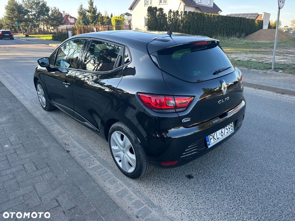 Renault Clio - 9