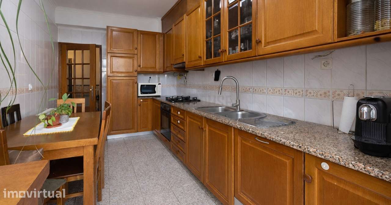Apartamento T3 Duplex com Garagem Fechada - Rio de Loba - Grande imagem: 2/17