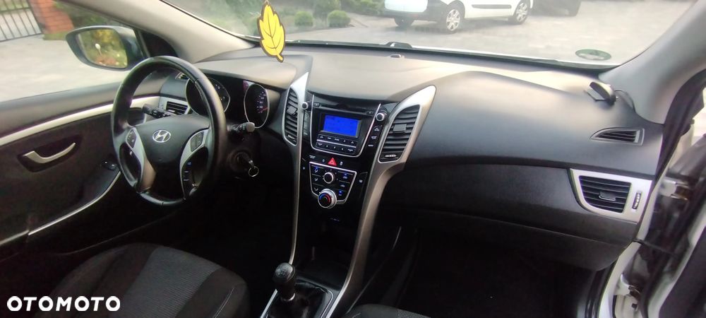 Hyundai i30 1.4 CRDi Advantage - 6