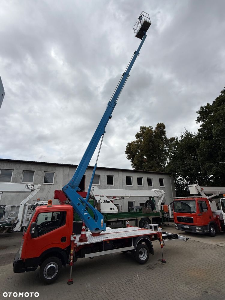 Nissan Podnośnik Koszowy Zwyżka Pilot !!!  Cmc 250 25 metrów 15 w Bok UDT ! Jak multitel gsr Ruthmann wumag - 7