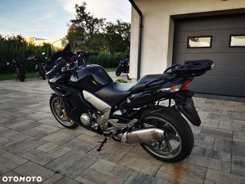 Honda CBF - 8