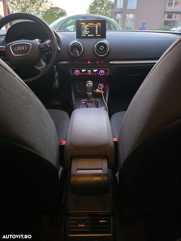 Audi A3 2.0 TDI Stronic Ambition - 6