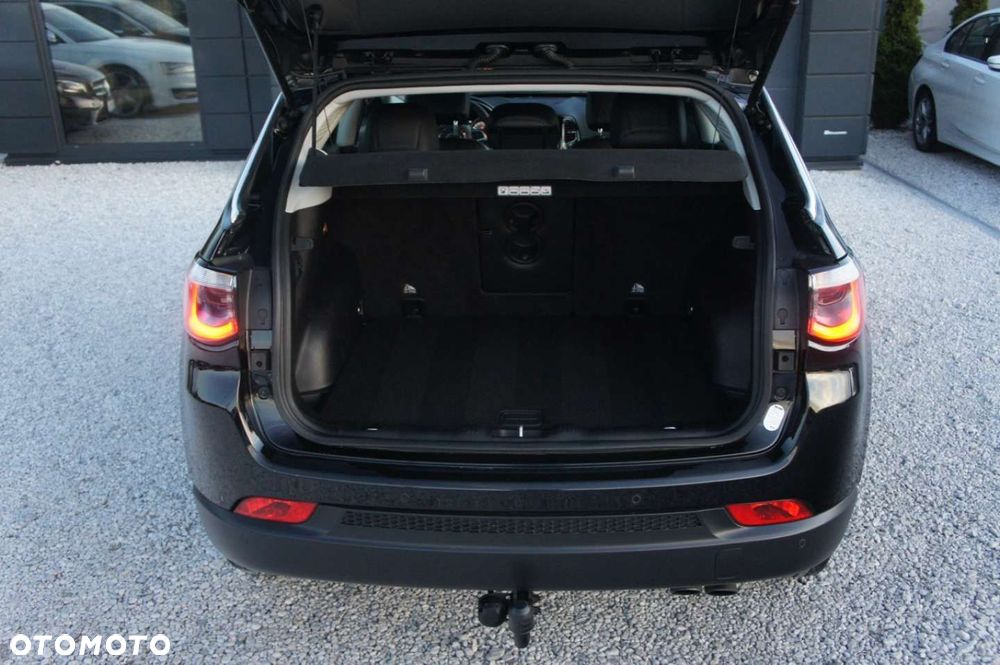 Jeep Compass - 19
