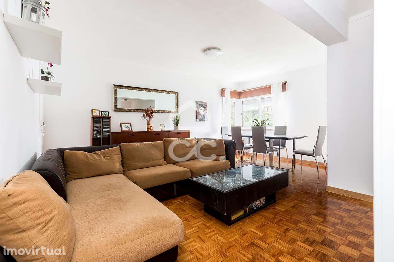 Apartamento T2 Renovado e Pronto a Habitar em Queluz, Sintra - Grande imagem: 5/41