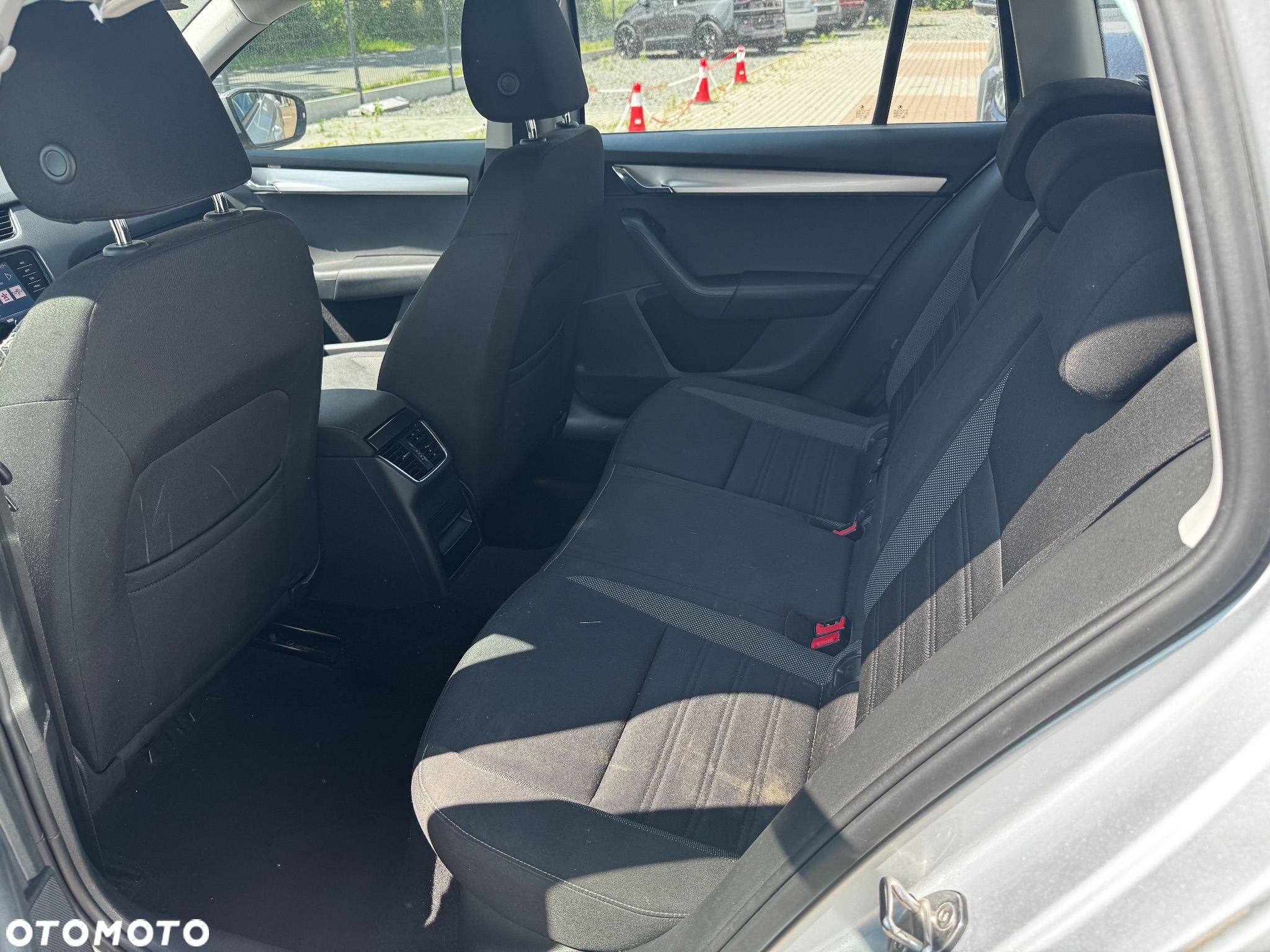 Skoda Octavia 2.0 TDI 4x4 Clever DSG - 13