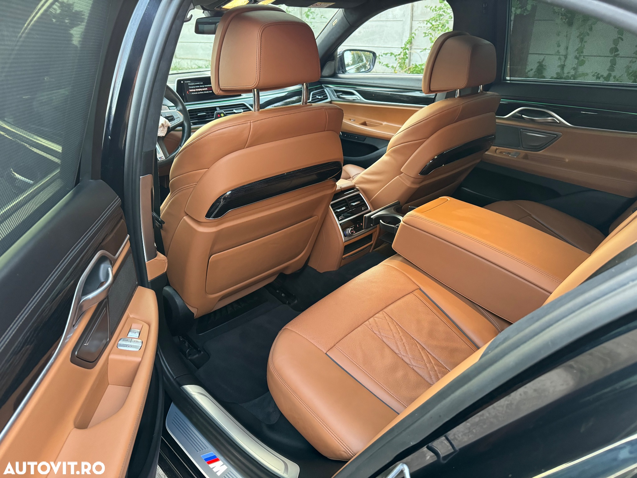 BMW Seria 7 740e iPerformance - 11