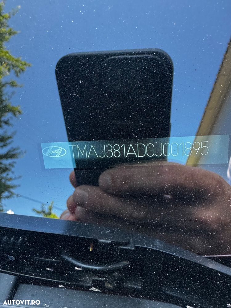 Hyundai Tucson 2.0 CRDI 4WD Automatik Premium - 9