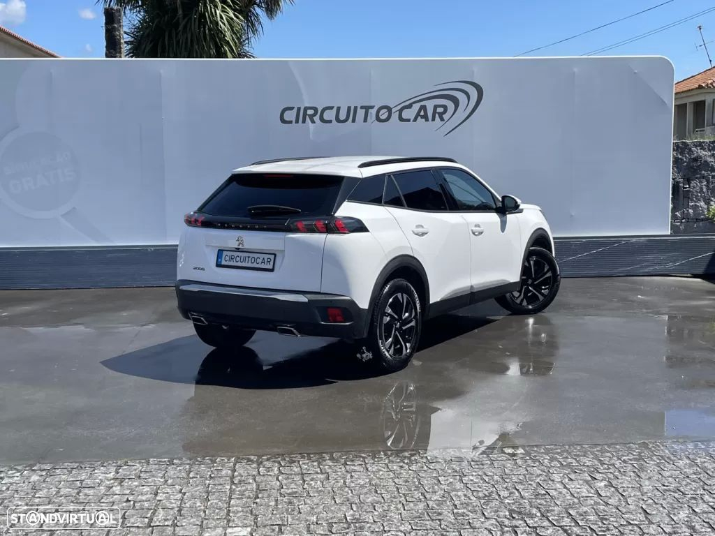 Peugeot 2008 1.2 PureTech Allure - 3