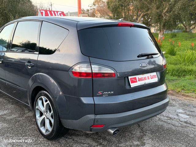 Ford S-Max 2.0 TDCi Titanium 7L - 7
