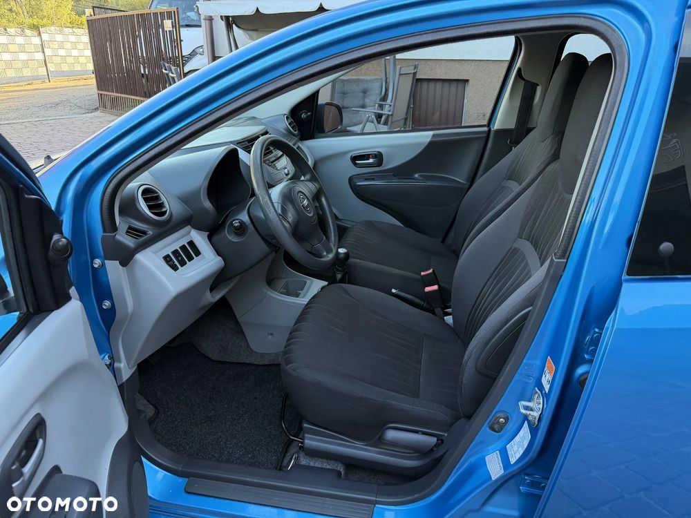 Nissan Pixo 1.0 more - 11