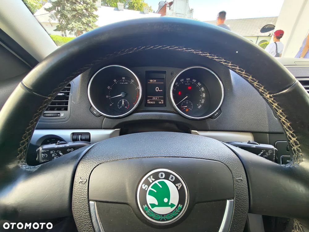 Skoda Yeti 1.4 TSI Ambition PLUS EDITION - 15