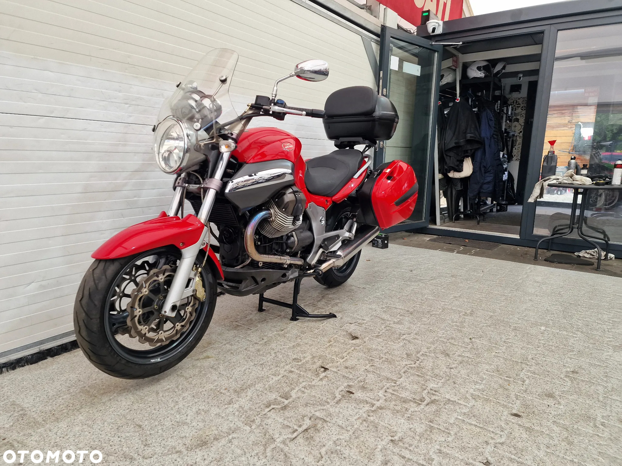 Moto Guzzi Breva - 2