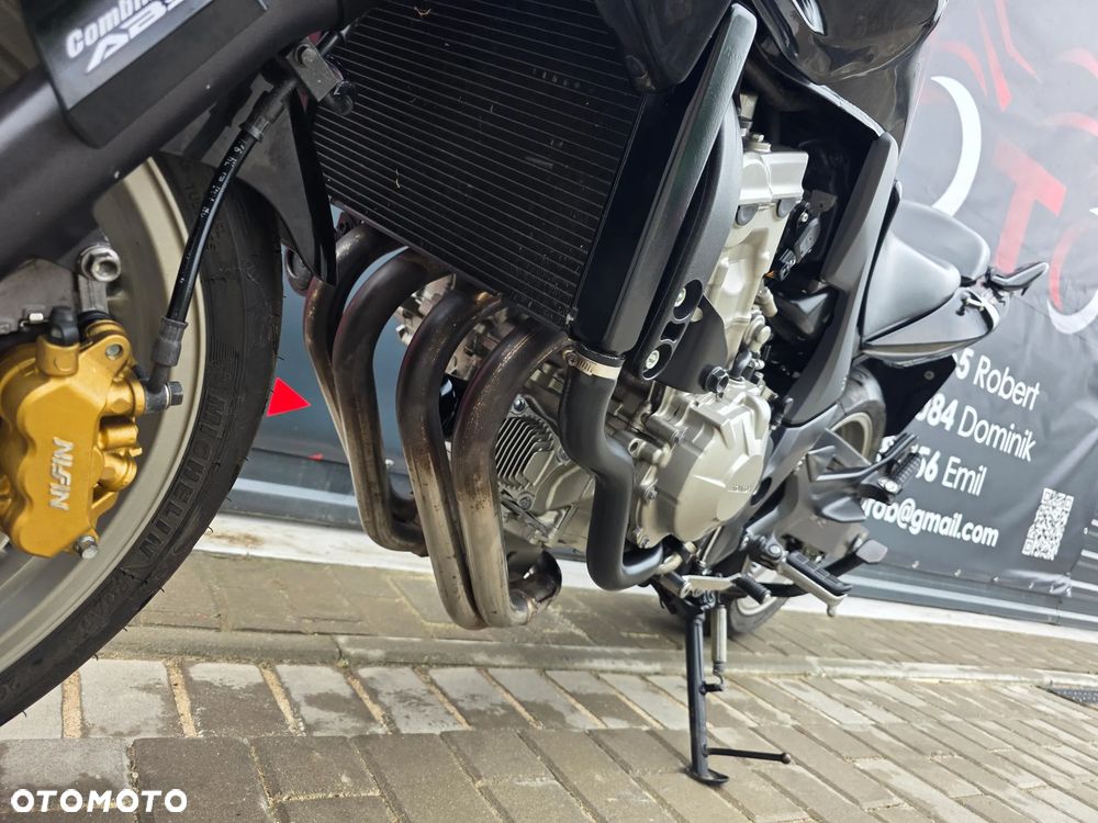Honda CBF - 32
