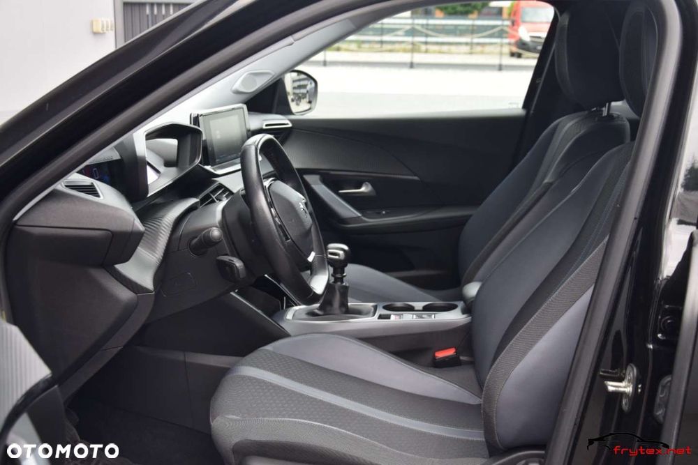 Peugeot 2008 - 17