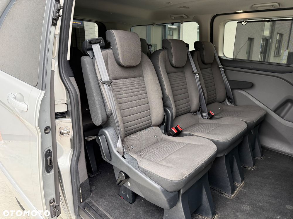 Ford Tourneo Custom 2.0 TDCi L2 Titanium SelectShift - 32