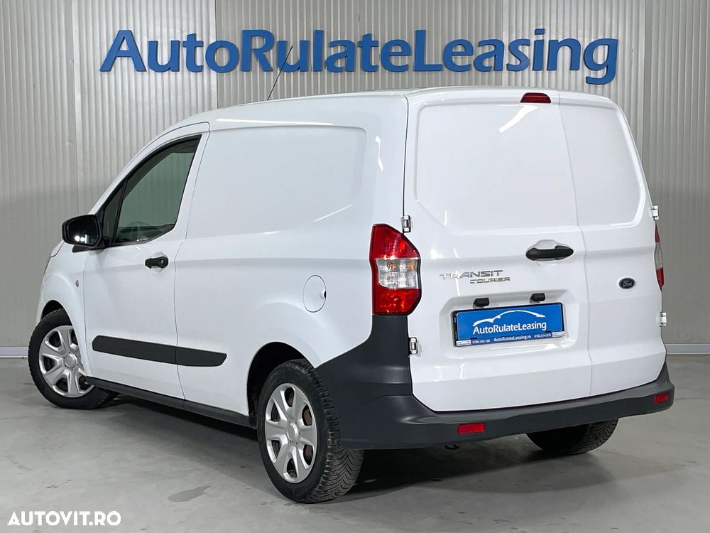 Ford Transit Courier - 5