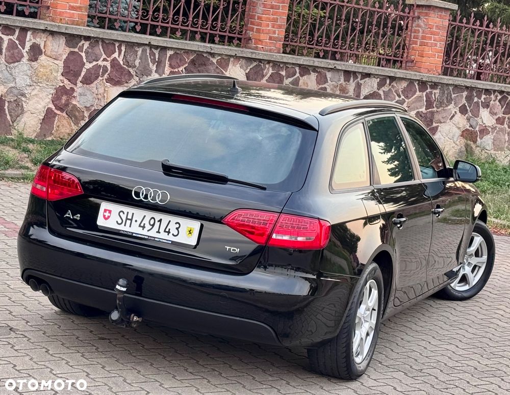 Audi A4 Avant 2.0 TDI DPF Attraction - 9