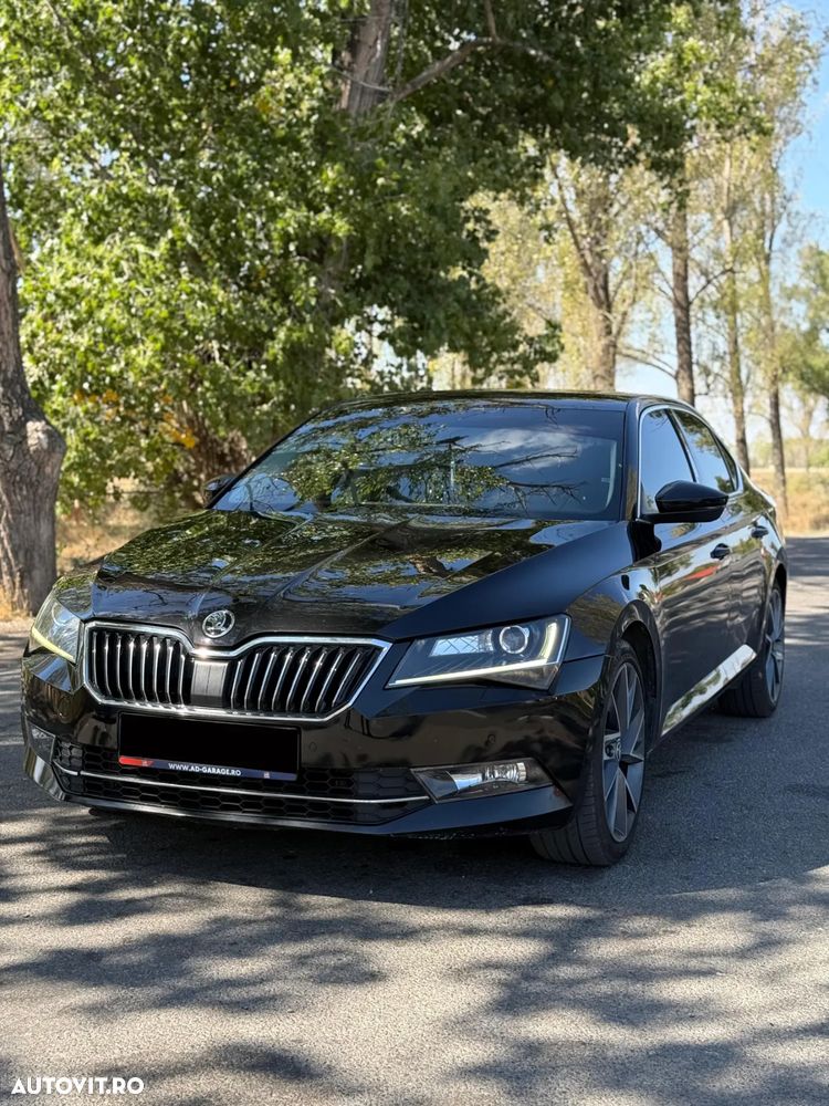 Skoda Superb 2.0 TDI DSG Style - 2