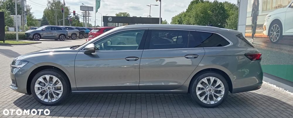 Skoda Superb 2.0 TDI SCR 4x4 Edition 130 DSG - 2