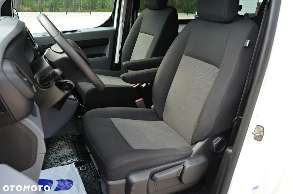 Opel Vivaro Kombi Long 2,8t Enjoy - 28