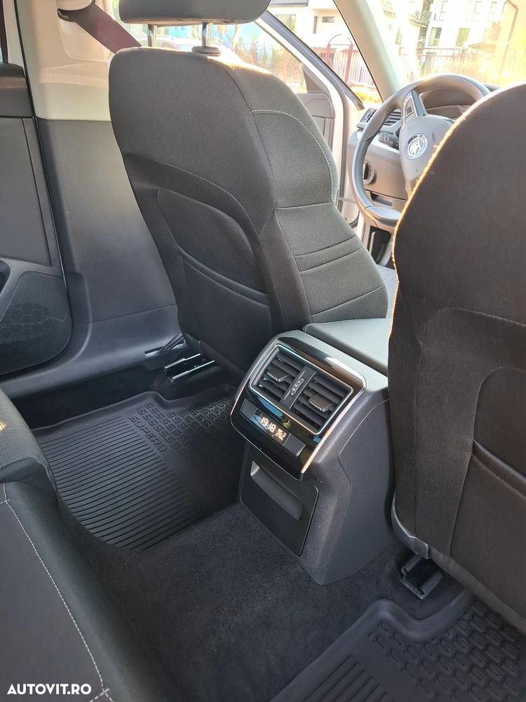 Skoda Superb 2.0 TDI DSG Style - 17