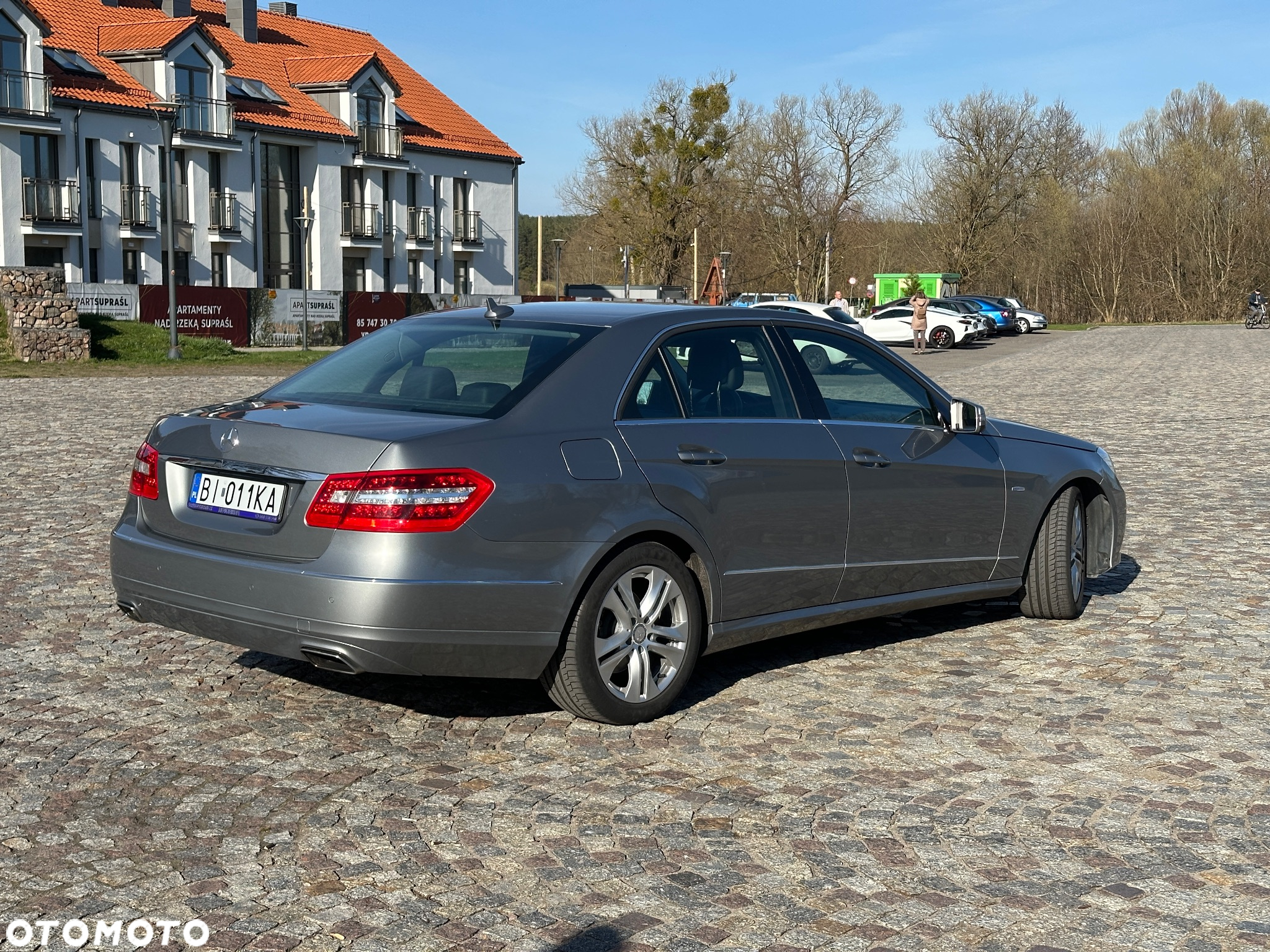Mercedes-Benz Klasa E 200 BlueEFFICIENCY 7G-TRONIC Avantgarde - 7