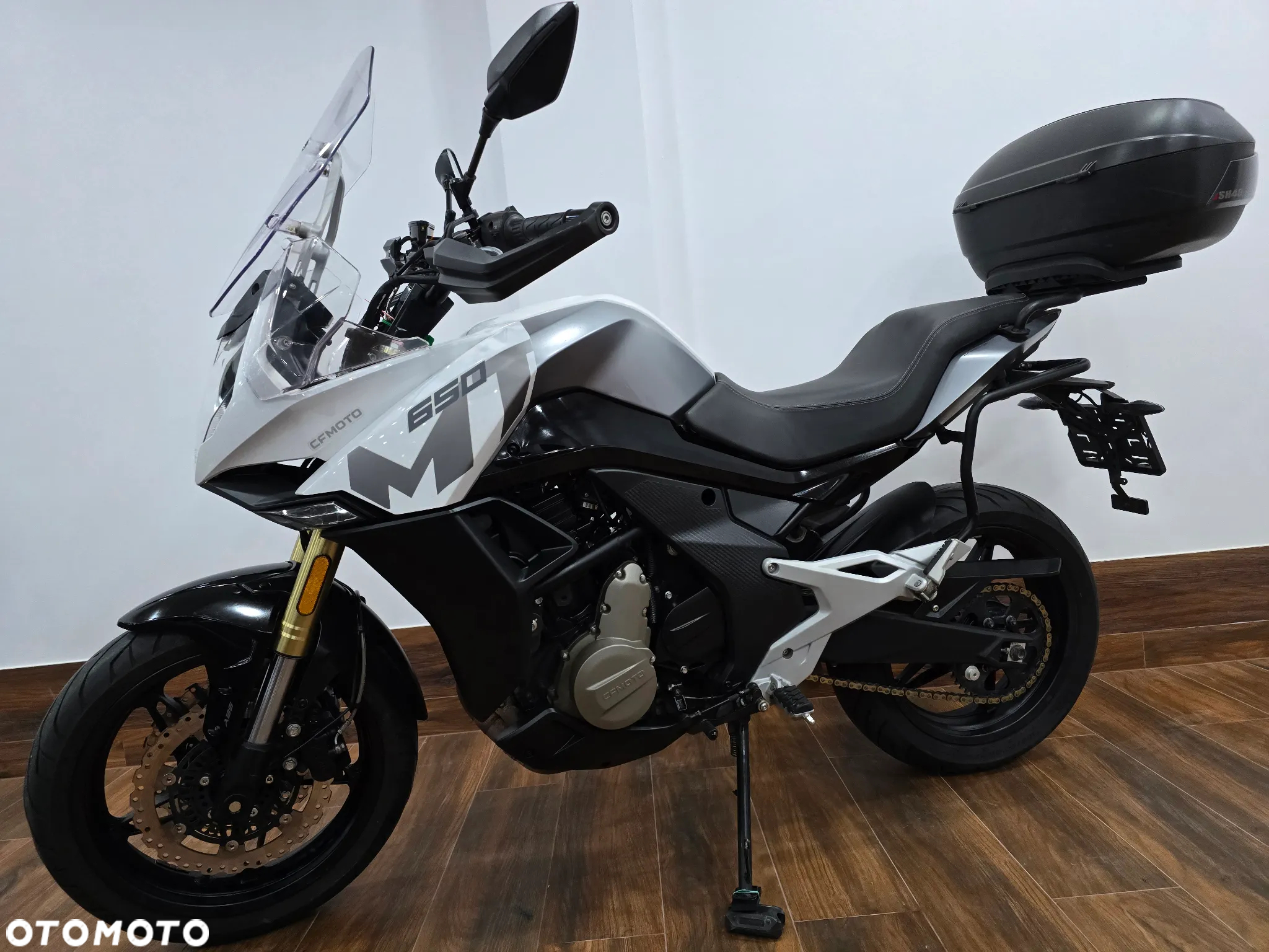 CFMoto MT - 25