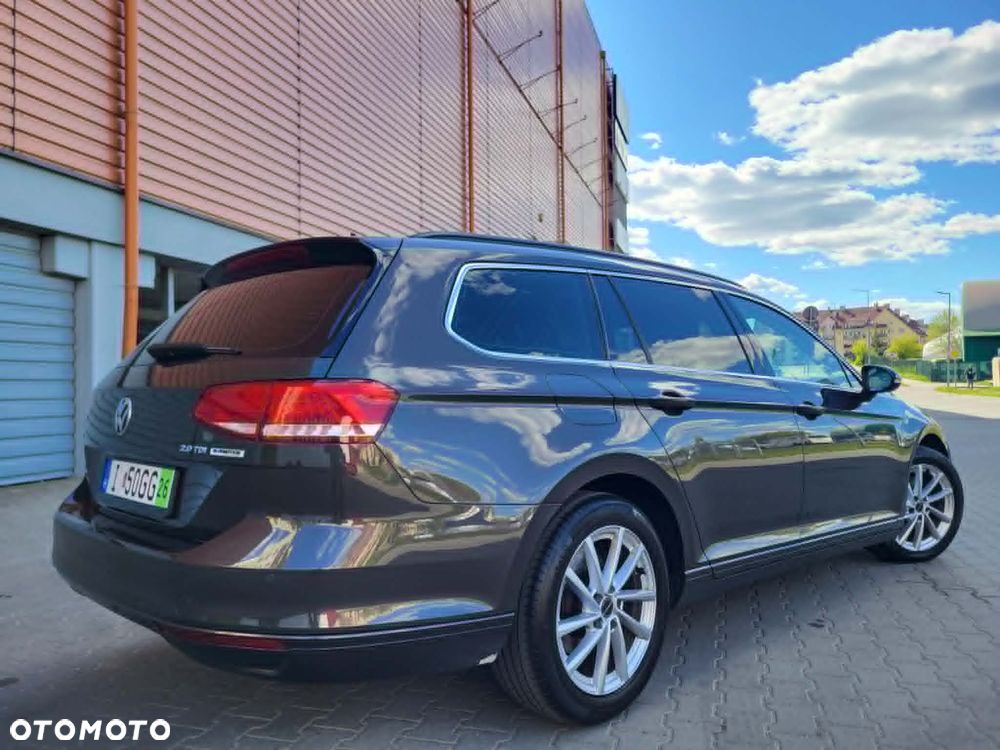 Volkswagen Passat 2.0 TDI SCR DSG Highline - 5